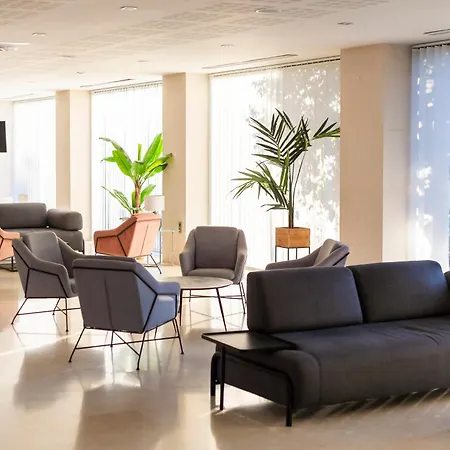 Daniya Hotel 3*